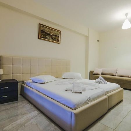 Summer Dream Hotel Sarandë Eksteriør bilde