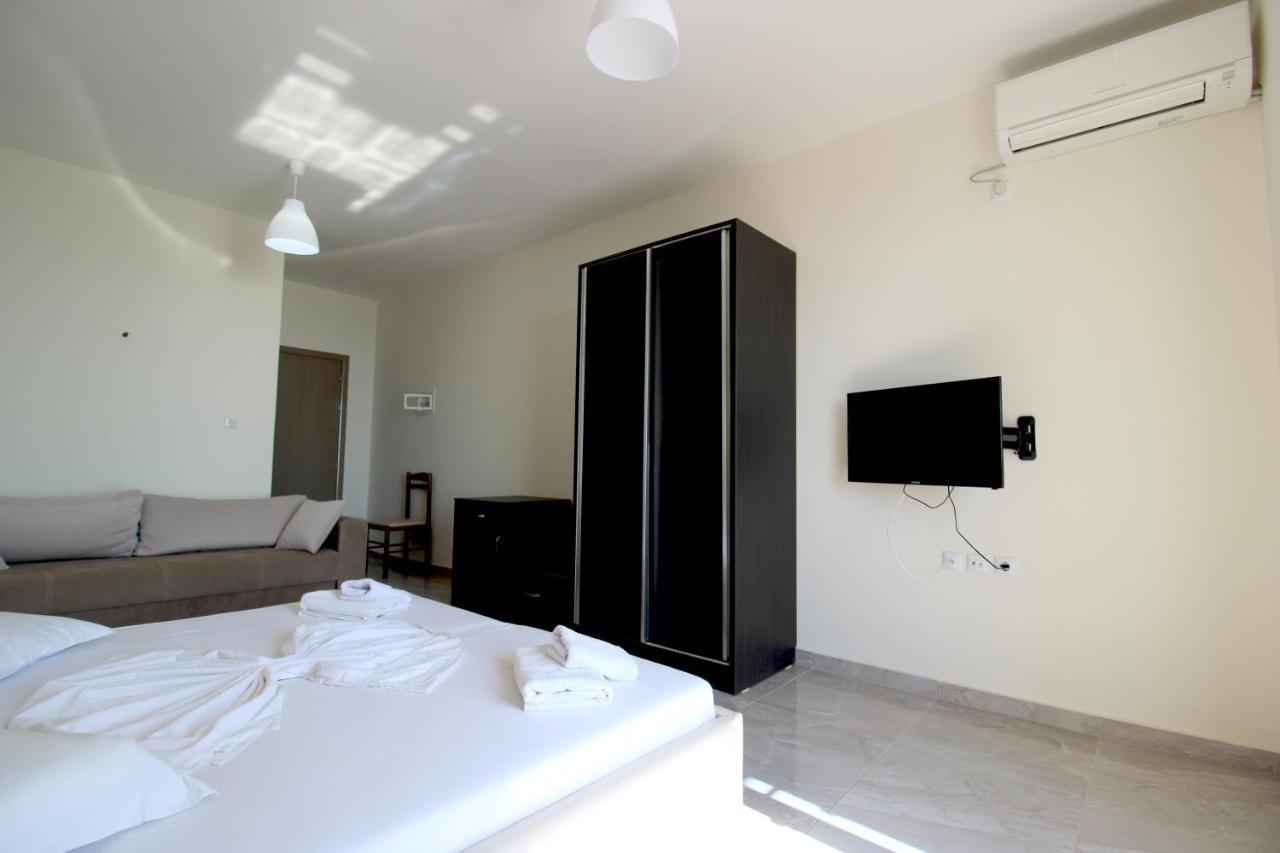 Summer Dream Hotel Sarandë Eksteriør bilde
