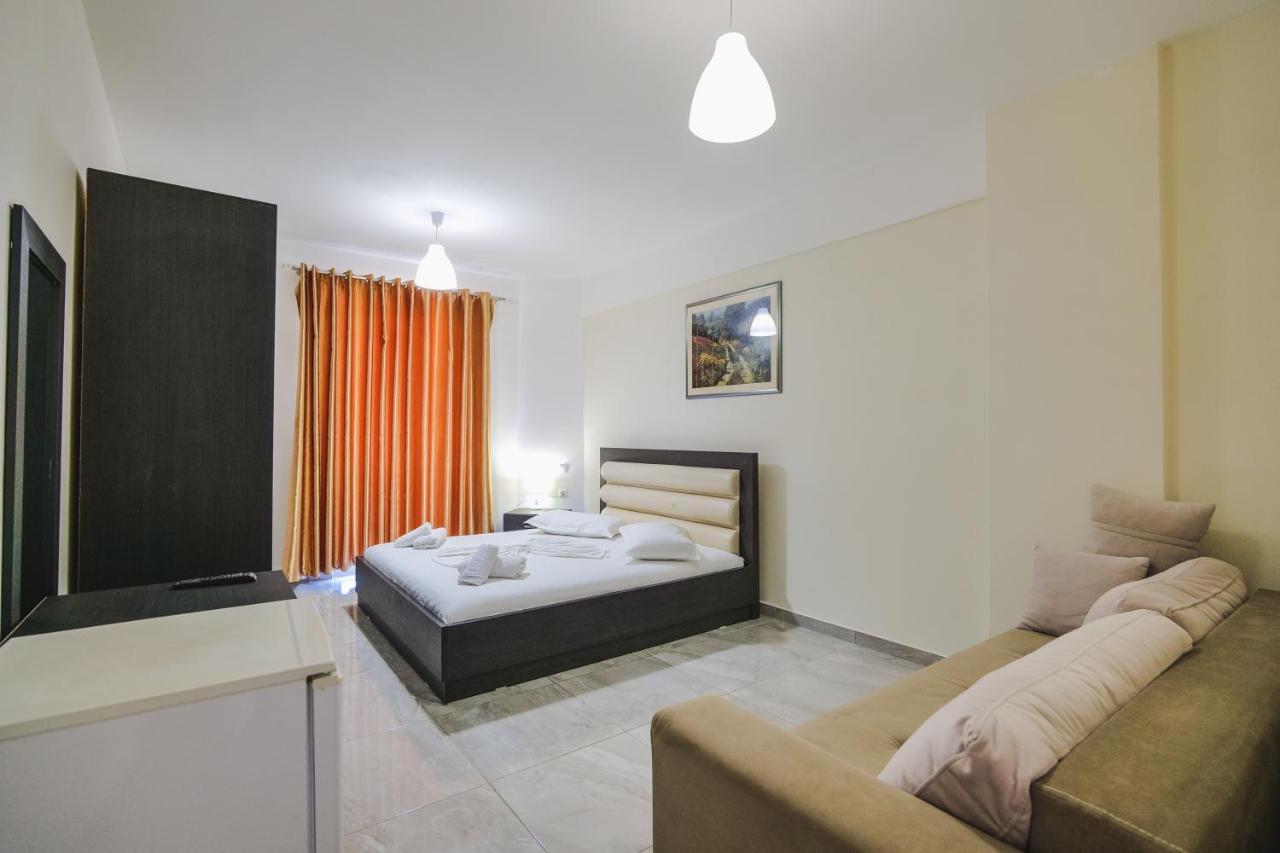 Summer Dream Hotel Sarandë Eksteriør bilde