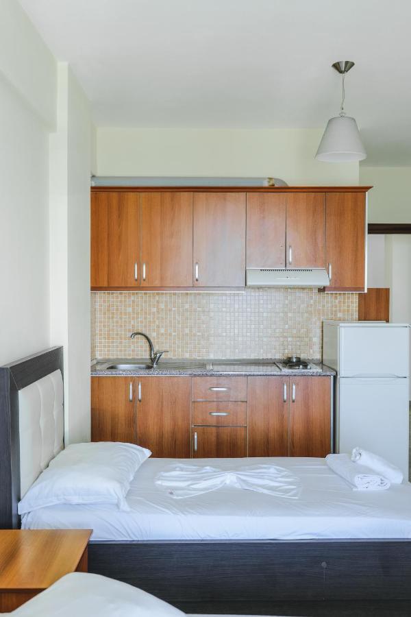 Summer Dream Hotel Sarandë Eksteriør bilde