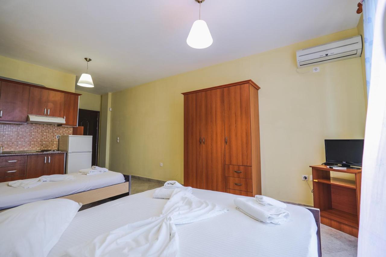 Summer Dream Hotel Sarandë Eksteriør bilde
