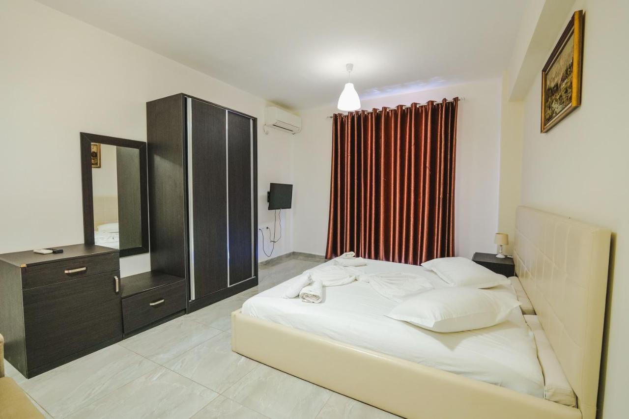 Summer Dream Hotel Sarandë Eksteriør bilde
