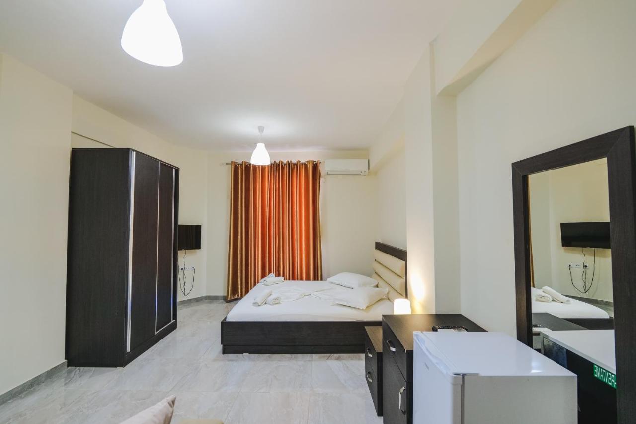 Summer Dream Hotel Sarandë Eksteriør bilde