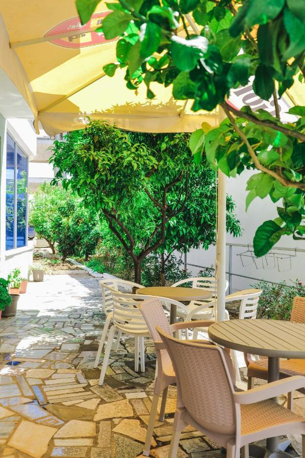 Summer Dream Hotel Sarandë Eksteriør bilde
